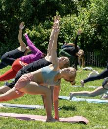 Workshops, August 05, 2025, 08/05/2025, Sunset Yoga