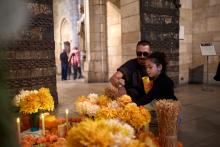 Workshops, September 19, 2026, 09/19/2026, Candle-Decorating Session for D&iacute;a de Muertos at Landmark Museum